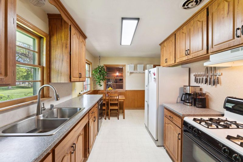 5406 45th Ave N, Robbinsdale, MN 55422