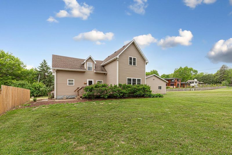 1300 Woodley St E, Northfield, MN 55057
