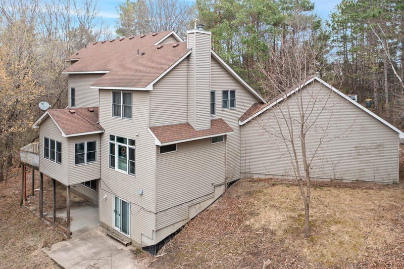 9322 Hillsboro Pl, Savage, MN 55378