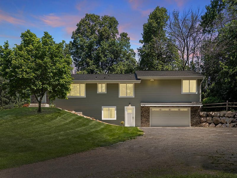 11718 50th St NE, Albertville, MN 55301