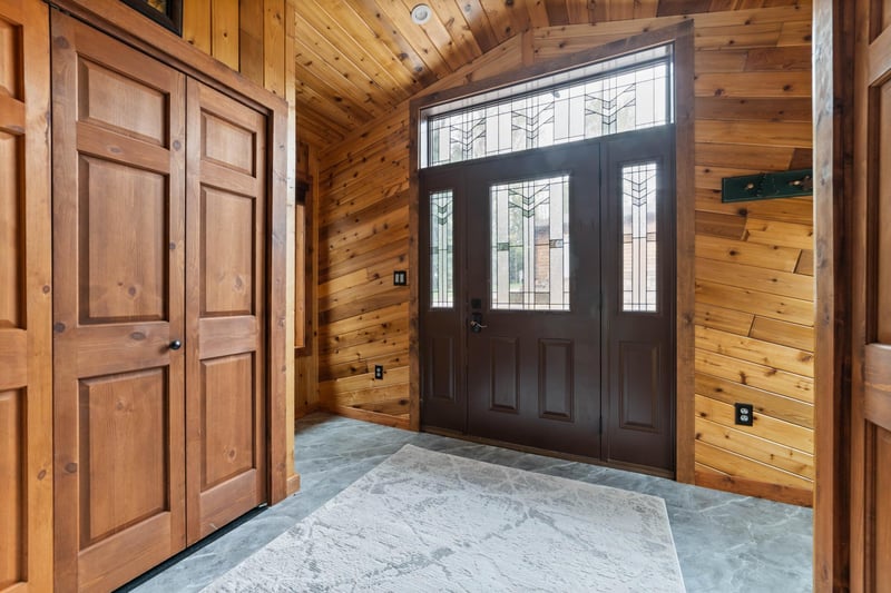 8845 Pequaywan Lake Rd, Duluth, MN 55803