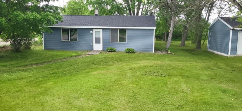310 Lincoln St E, Burtrum, MN 56318