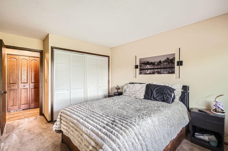 255 Westview Dr #305, West Saint Paul, MN 55118