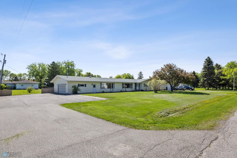 118 Eglon Ave SE, Glyndon, MN 56547