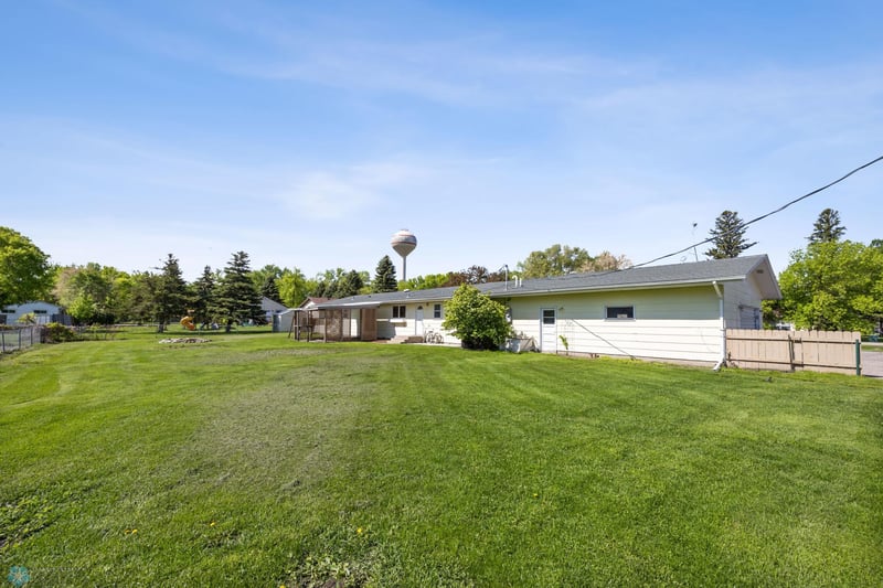118 Eglon Ave SE, Glyndon, MN 56547