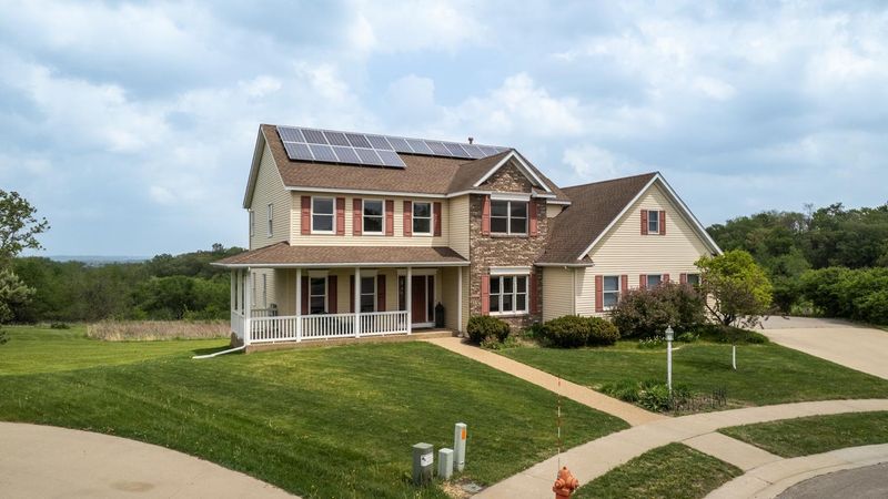 5224 Wendy Ln SW, Rochester, MN 55902