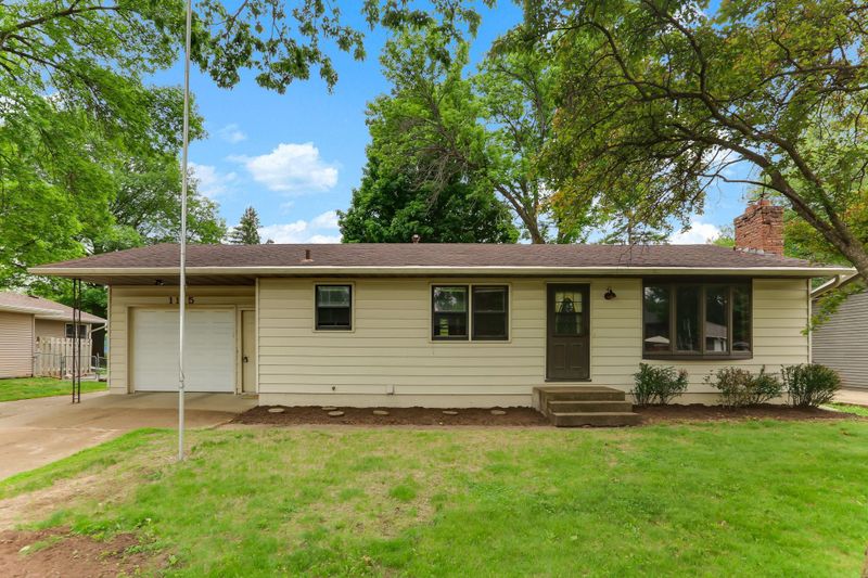 1115 14th St W, Hastings, MN 55033