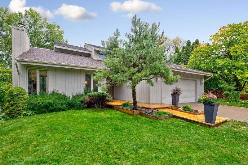 9149 Yukon Ave S, Bloomington, MN 55438
