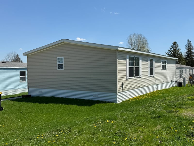 2214 Lark Ln NW, Stewartville, MN 55976