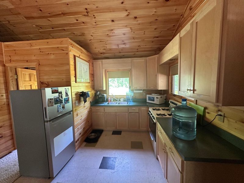 XXCB Merlin Rd, Hillman, MN 56338