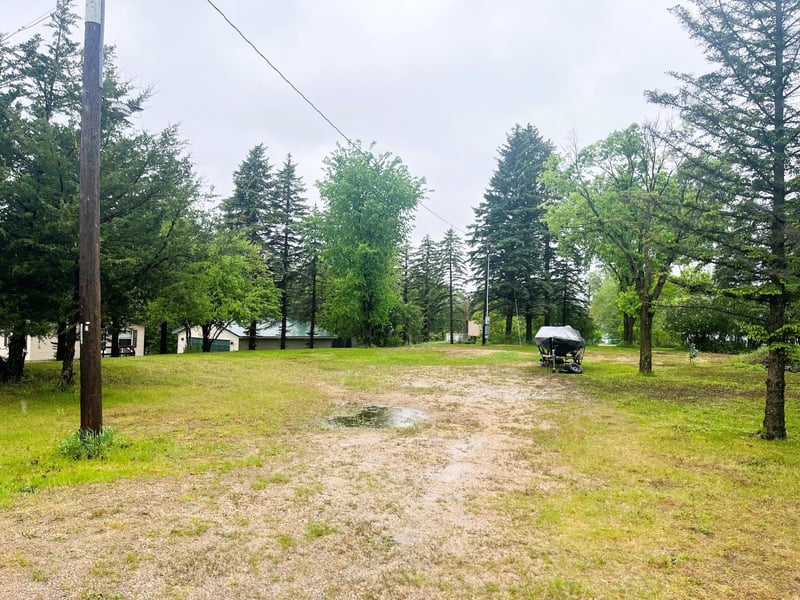 19440 65th St NE, New London, MN 56273
