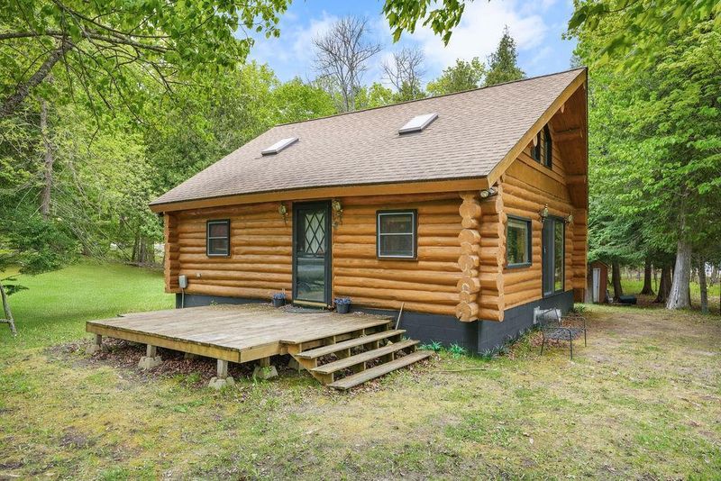 55746 Pleasant Cir, Max, MN 56659