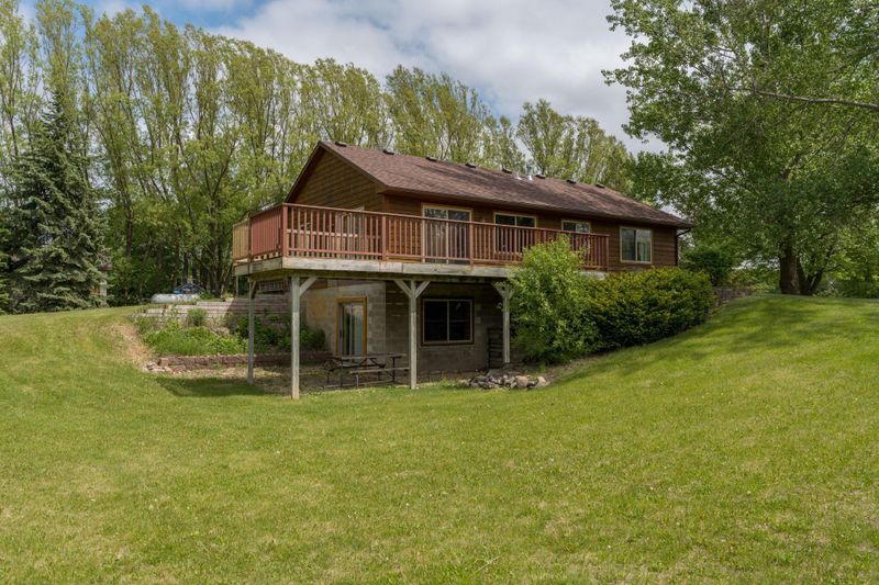 24058 610th Ave, Madison Lake, MN 56063