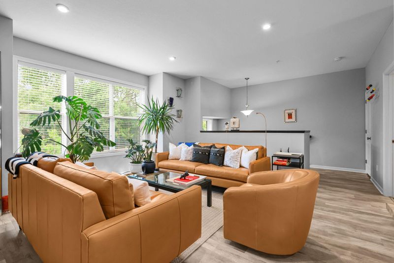 4014 River Valley Way, Eagan, MN 55122