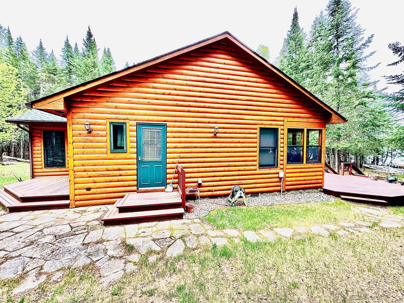 51317 Pine Point Rd, Bigfork, MN 56628