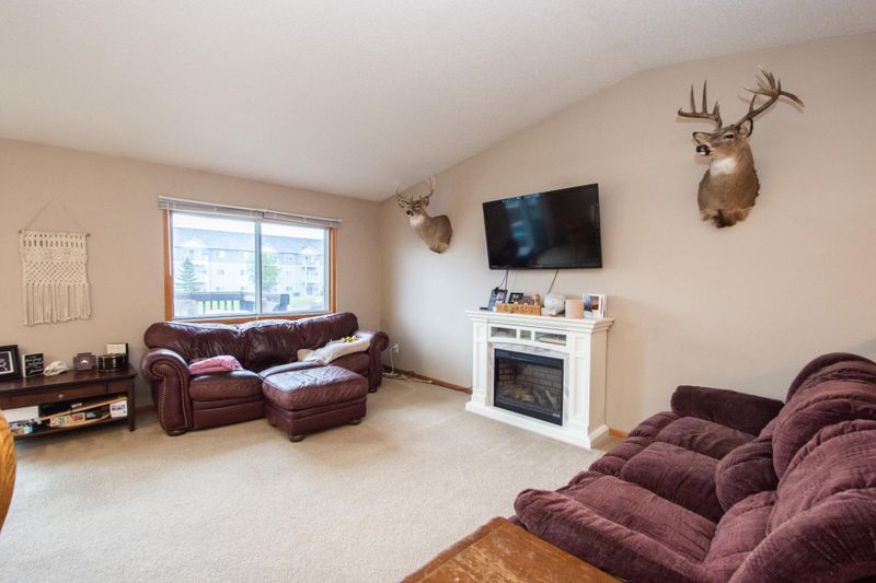 1810 41st Ave S, Moorhead, MN 56560