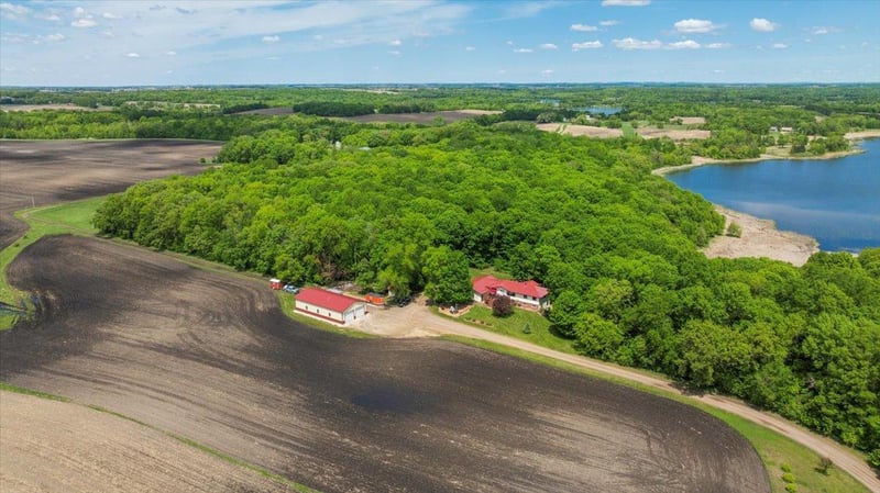 5620 W Mill Lake Rd SW, Farwell, MN 56327