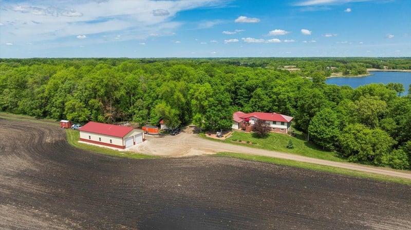 5620 W Mill Lake Rd SW, Farwell, MN 56327