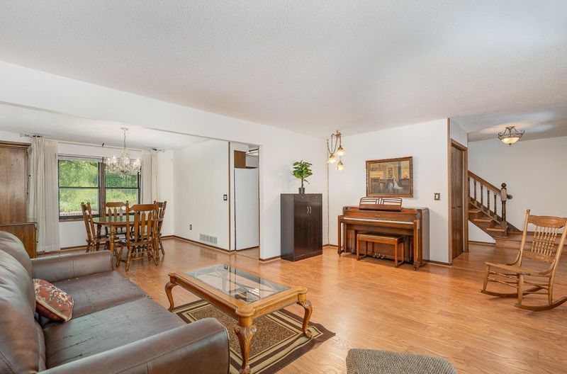 4248 Westview Dr, Shoreview, MN 55126