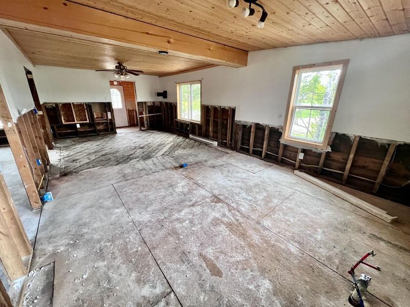 16 1st Street Sw, Cook, MN 55723