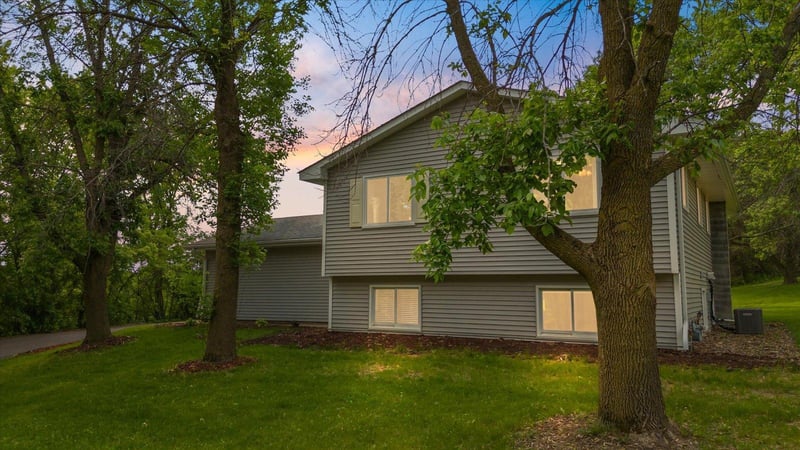 6311 Horseshoe Bend Dr, Hamel, MN 55340