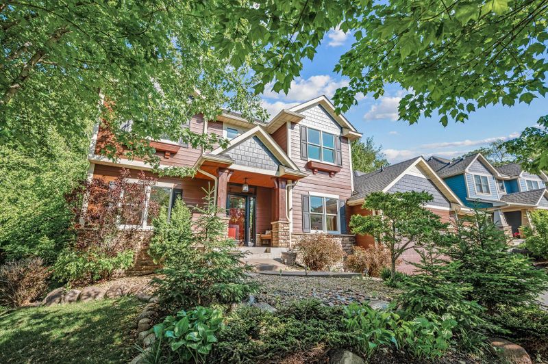 6415 Queensland Ln N, Maple Grove, MN 55311