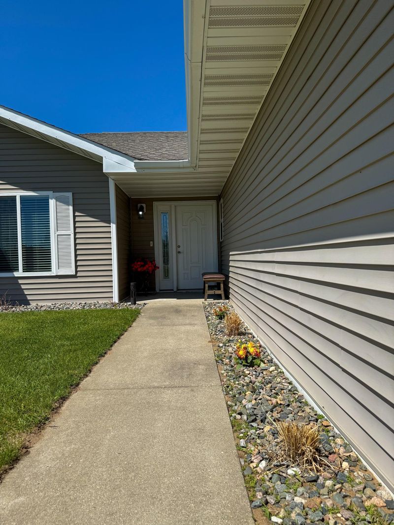 8731 Chamberlain Ln NW, Bemidji, MN 56601