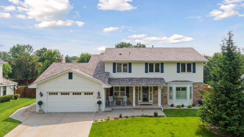 8209 Kentucky Ave S, Bloomington, MN 55438