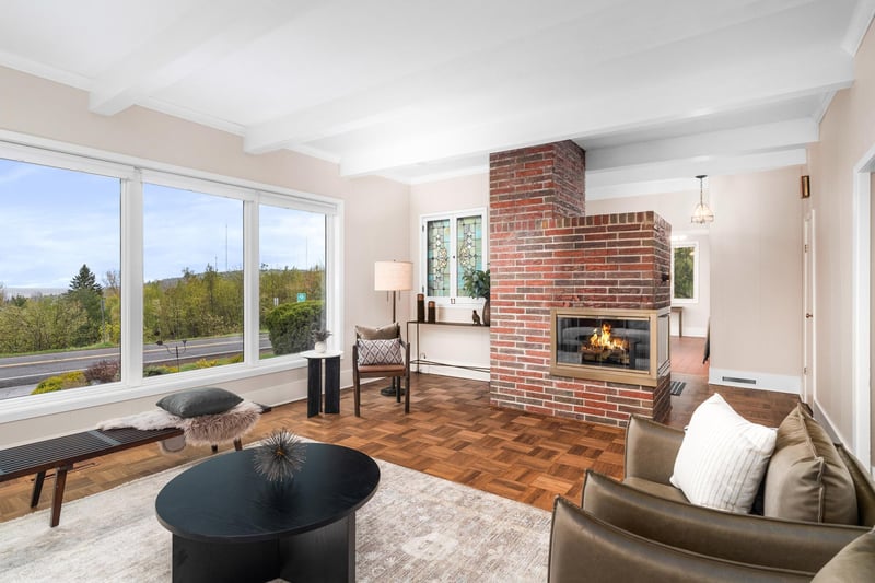 1101 E Skyline Pw, Duluth, MN 55805