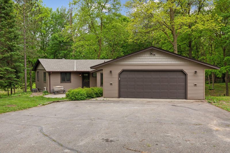 18326 Yorkshire Ave, Prior Lake, MN 55372