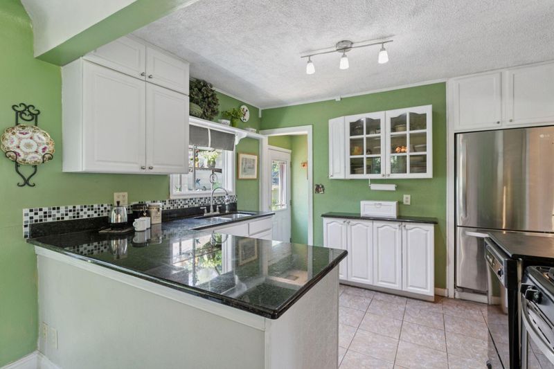 3037 Brighton Blvd, Mound, MN 55364