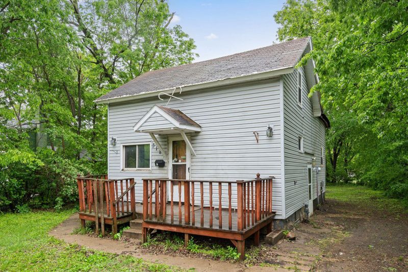 318 S Austin Ave, Litchfield, MN 55355