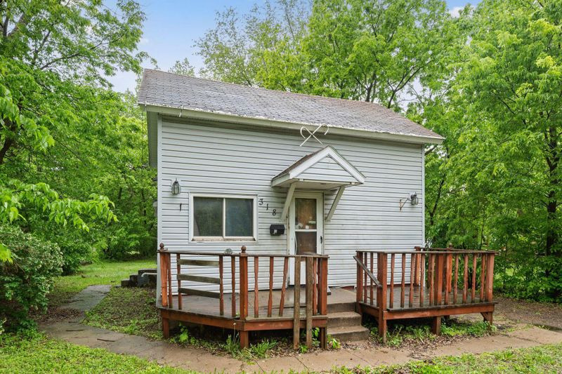 318 S Austin Ave, Litchfield, MN 55355