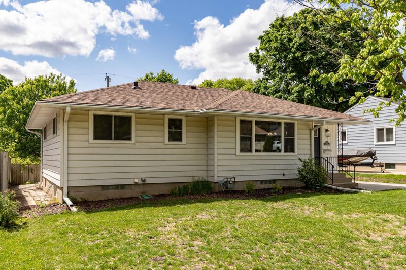 1411 15th Ave NE, Rochester, MN 55906