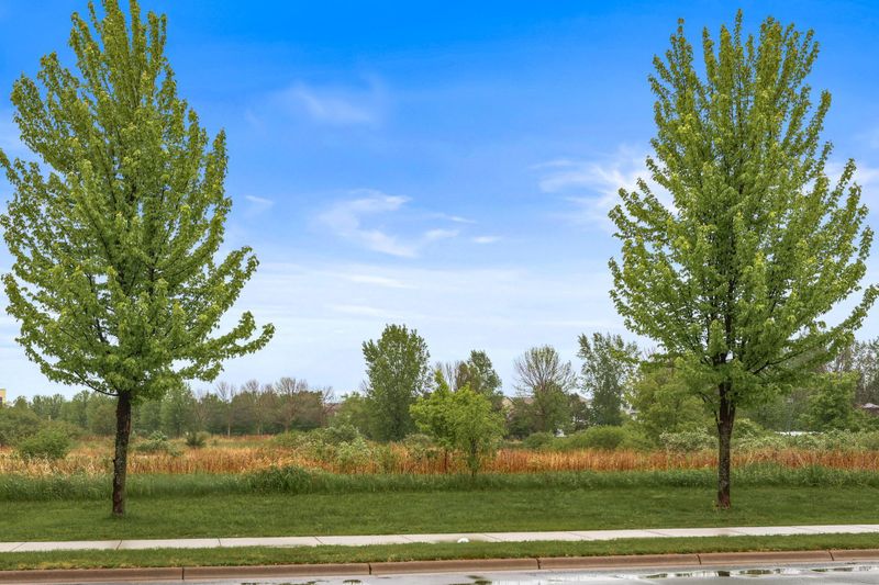 4952 Emmit Dr N #6, Hugo, MN 55038