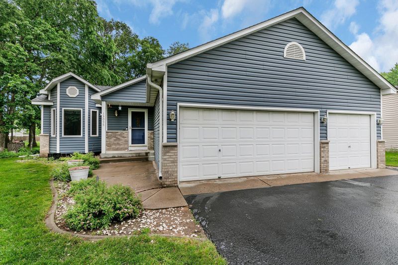 13095 8th Ave N, Zimmerman, MN 55398