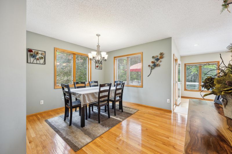 582 139th Ln NW, Andover, MN 55304