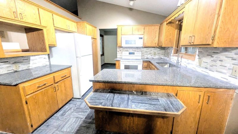 11832 Florida Ave N, Champlin, MN 55316