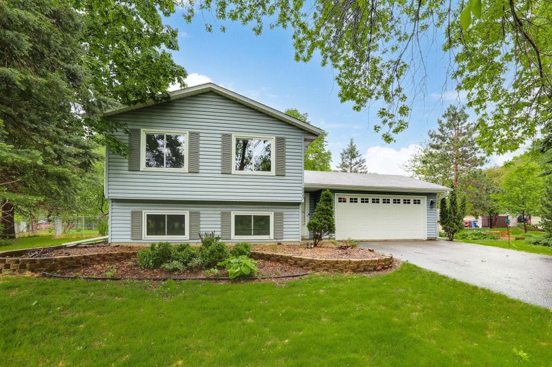 8887 Indian Blvd S, Cottage Grove, MN 55016