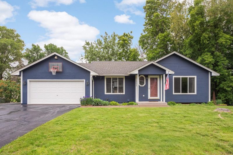 13636 5th Ave N, Plymouth, MN 55441