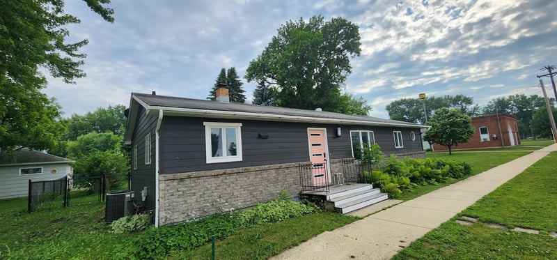351 Grace Ave, Iona, MN 56141