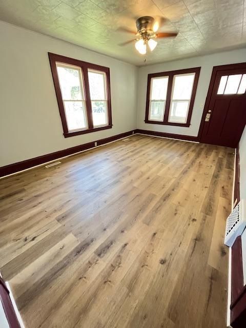 1269 Margaret St, Saint Paul, MN 55106