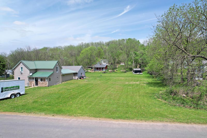 Lot 5 Oak St NE, Mazeppa, MN 55956