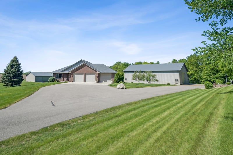 25004 361st Ave, Henderson, MN 56044
