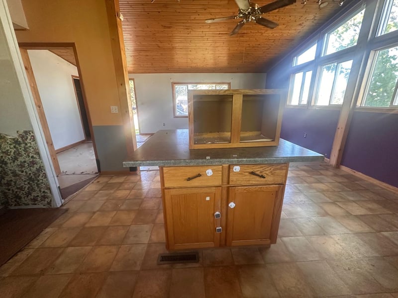 28 Cypress Blvd, Babbitt, MN 55706