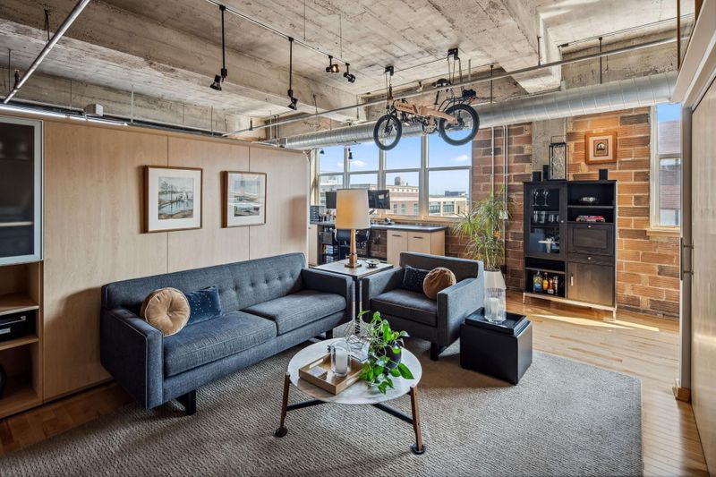 901 N 3rd St #411, Minneapolis, MN 55401