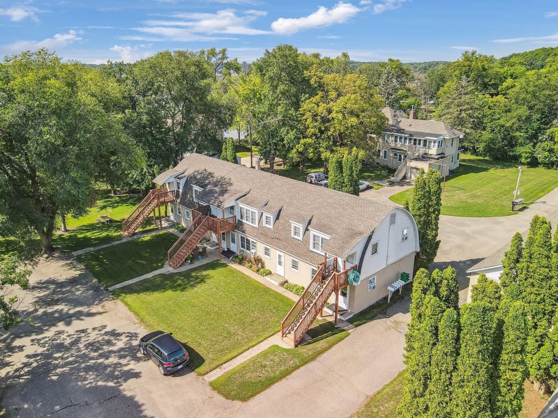 9074 Ireland Ave NW, Annandale, MN 55302