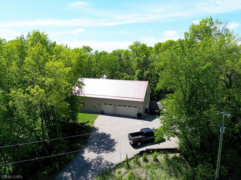 8961 70th St NW, Annandale, MN 55302