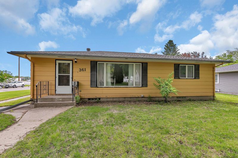361 14th St SE, Willmar, MN 56201