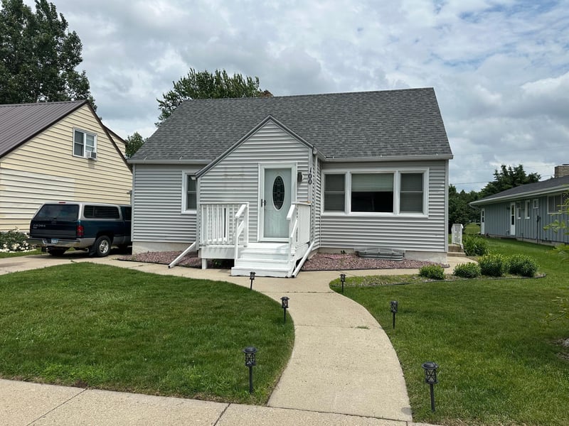 100 Front St N, Okabena, MN 56161